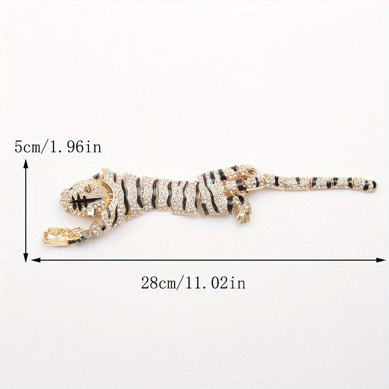 Oversized and exaggerated tiger brooch, hanging collar accessories, shawl accessories view 3