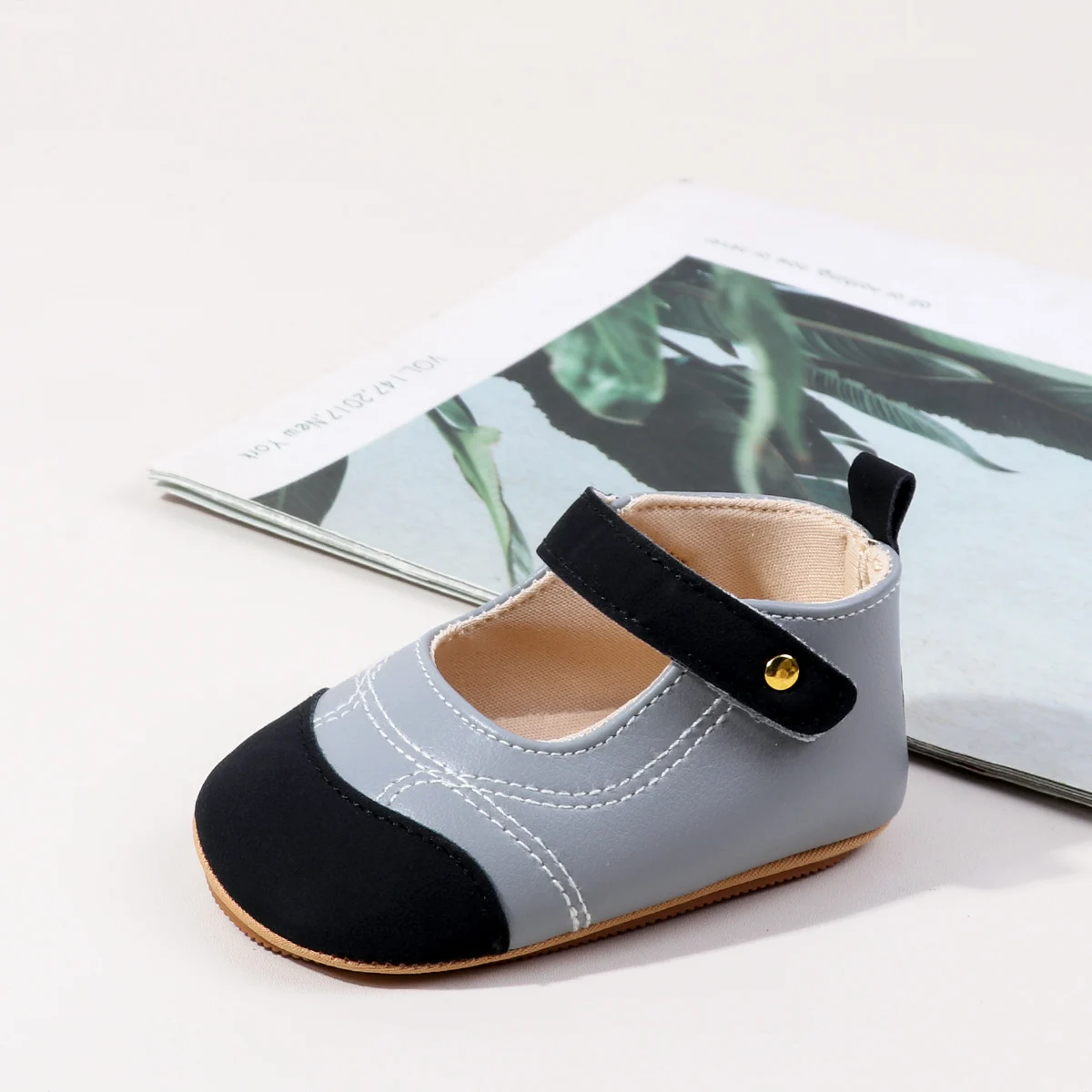 مشوا لأول مرة للفتيات الصغيرات لربيع وخريف 2025 مع تصميم كتلة ألوان ونعال TPR غير قابلة للانزلاق لـ 0-18 شهرًا BHX5186