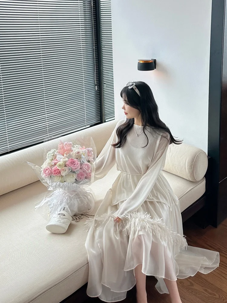 

Белый свободный вязаный пуловер с поясом, весна 2026, женская базовая модель для похудения, защита от солнца и кондиционирующего воздуха