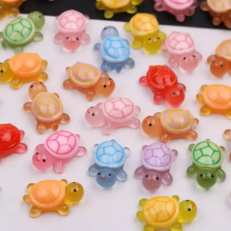 50/100 Pcs Cute Mini Luminous Turtle Ornaments Glowing in The Dark Miniatures Turtle Micro Landscape Home Decor Gift image 2