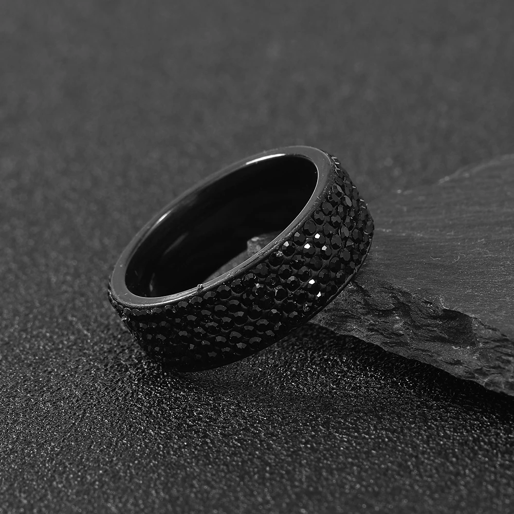 New Stainless Steel Jewelry 8mm Diamond Studded Couple Ring Black Sliver Classic Full Diamond Ring Wedding Jewelry for Women Men