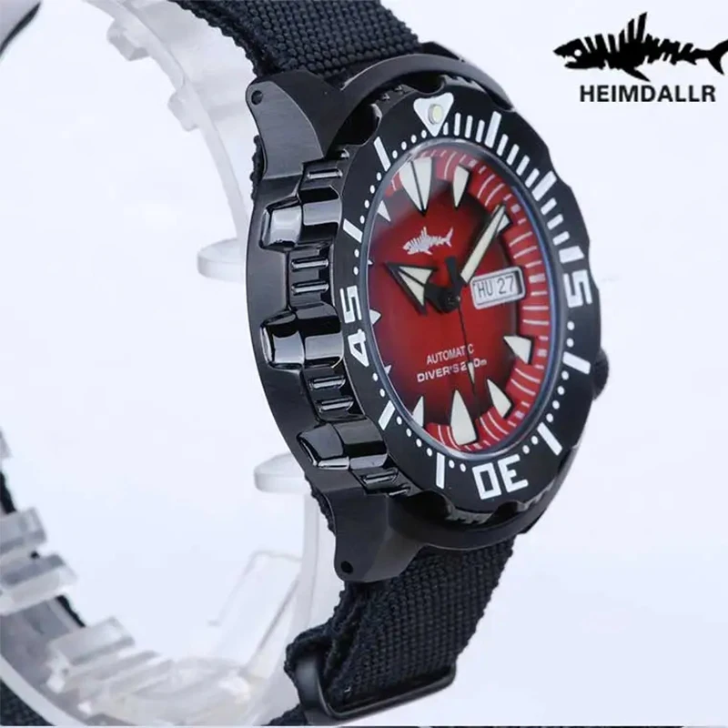 HEIMDALLR Monster Orologio subacqueo Cassa in PVD NH36 Meccanico automatico Rivestimento AR Zaffiro Acciaio inossidabile 200M C3 Orologio da uomo