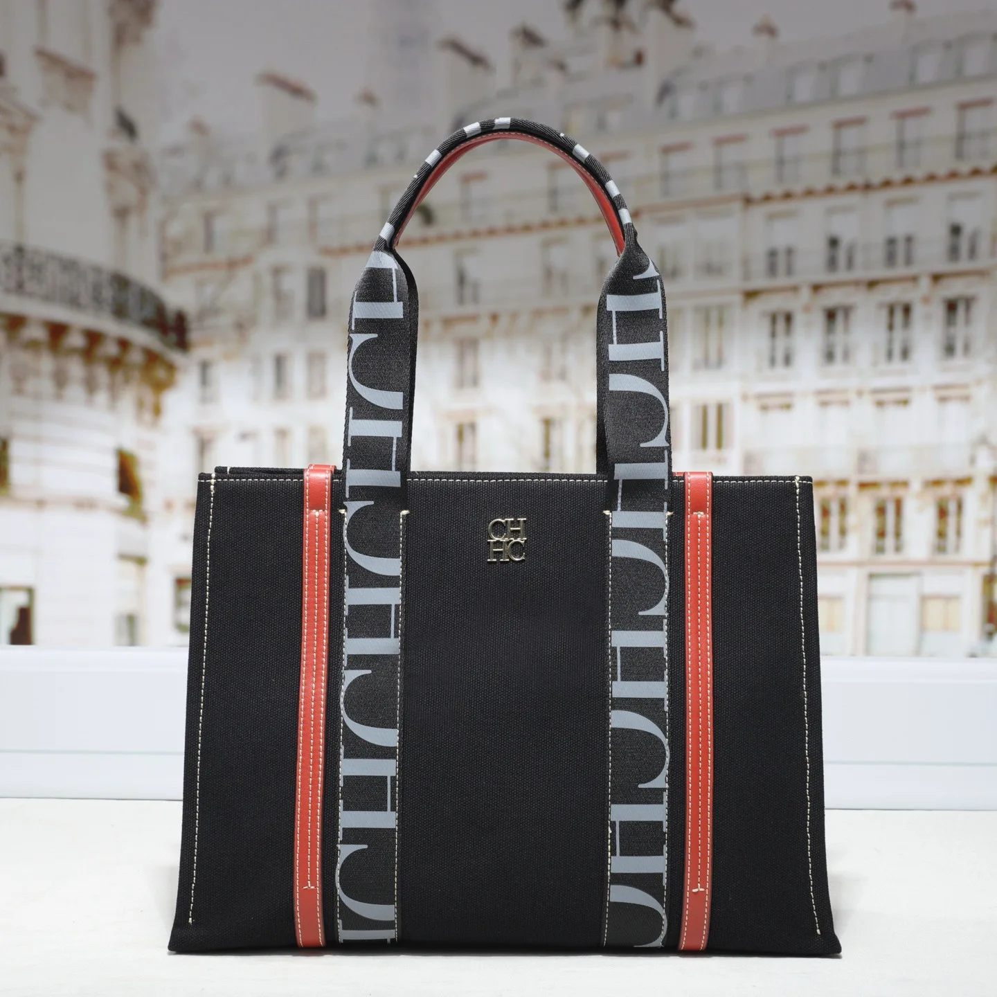 

2026 CH Minimalist Style Square Tote Bag Women's Canvas Bag Fashionable Large Capacity Shoulder Bag