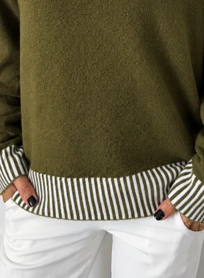 Plus Size Women Autumn Winter Army‑Green Contrast‑Stripe V‑Neck Drop‑Shoulder Loose Pullover