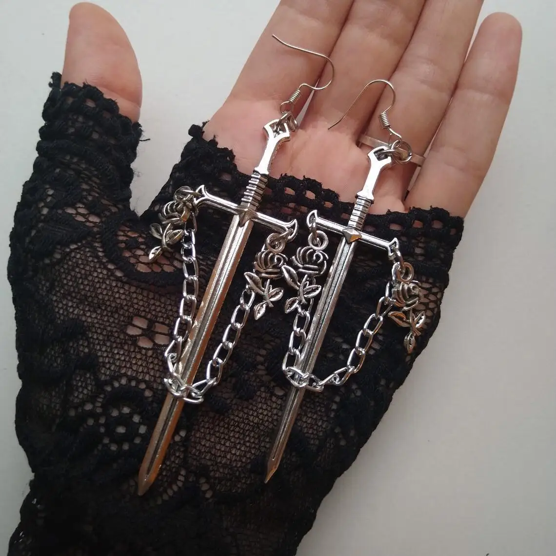 Gothic Rose Sword Charm Earrings For Women Girl Pagan Witch Punk Jewelry Accessorie Gift Vintage Knife Sword Rose Drop Ear Hook