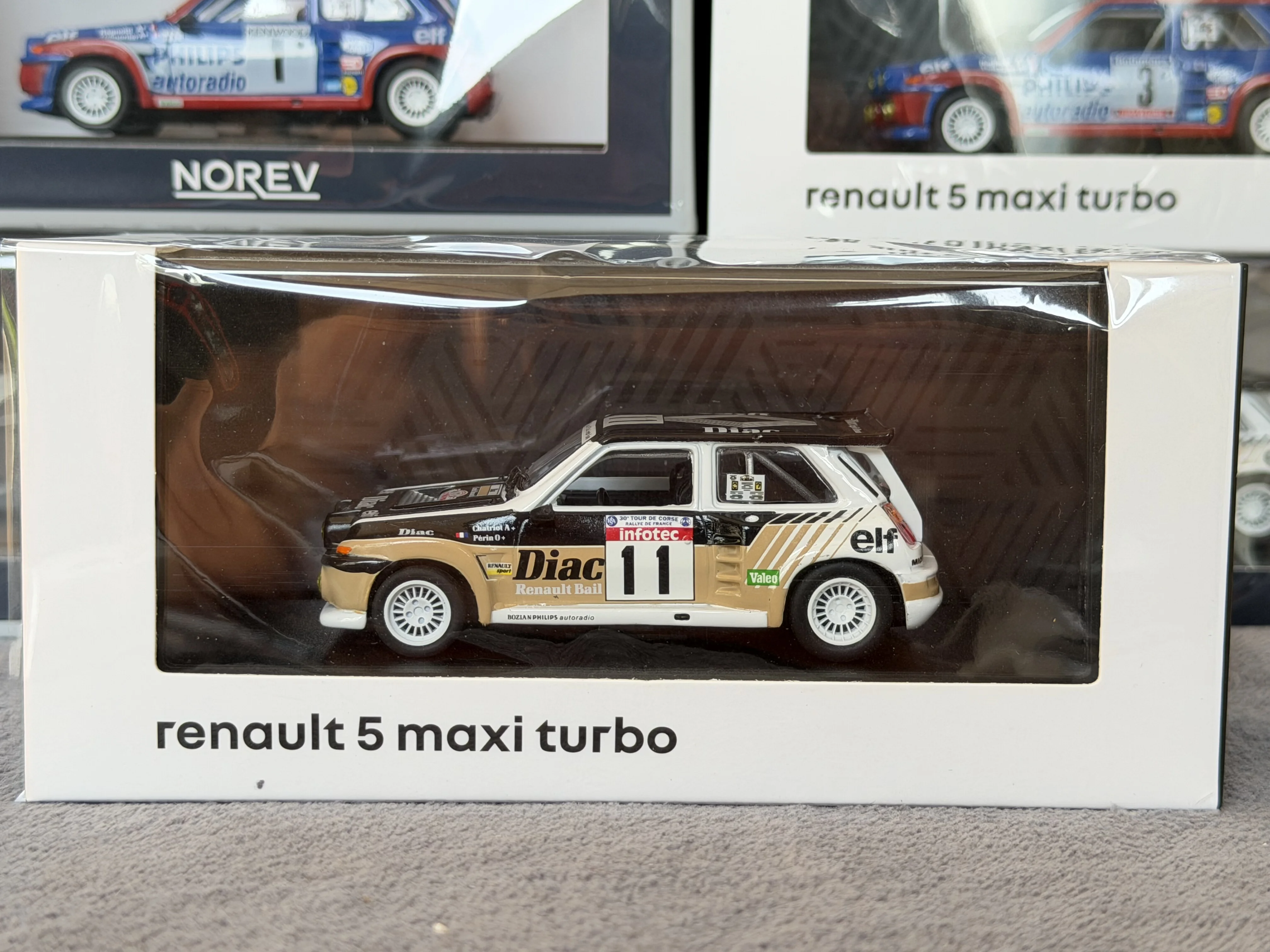 Diecast Maxi Turbo 5 Norev escala 1:43 coche de carreras número 11 modelo de coche de aleación