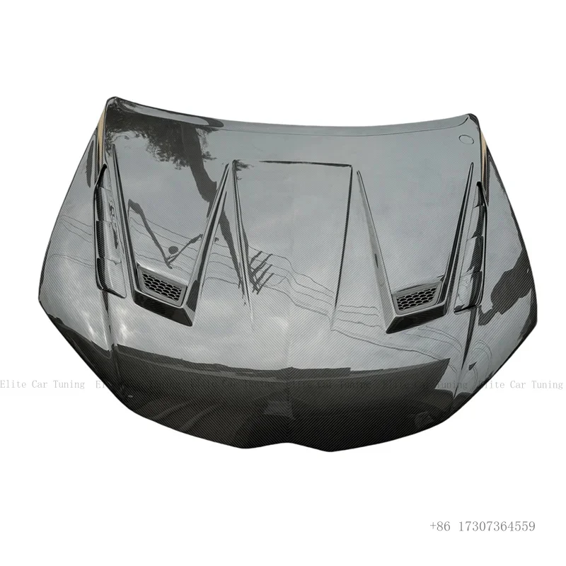 

Suitable for Lamborghini URUS S Modified Third-generation M-style Carbon Fiber Engine Hood