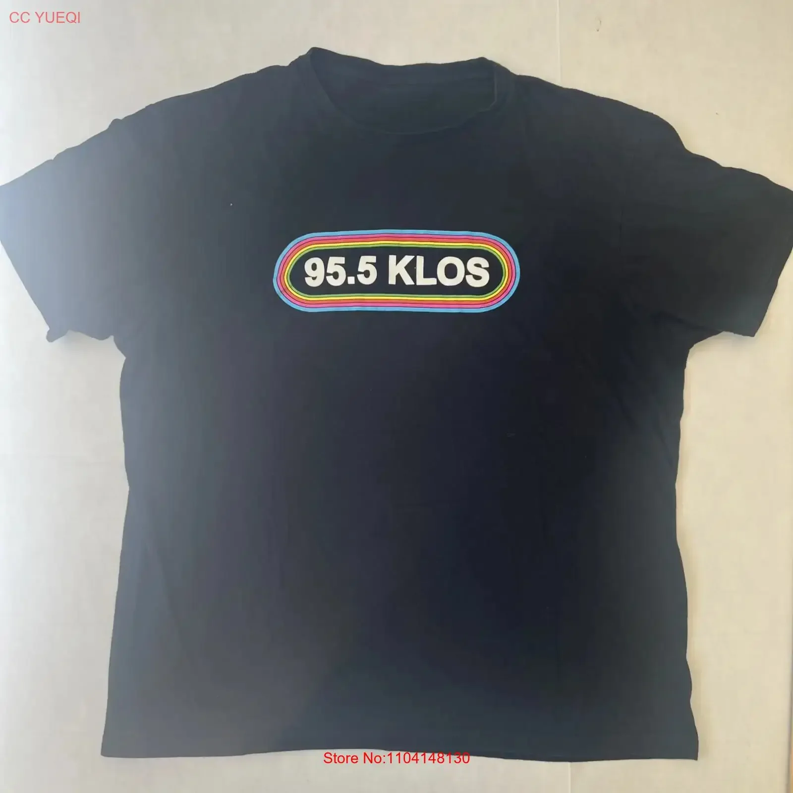 Camiseta Vintage de los años 70 y 80 con el logo Rainbow Outline de Rock Station 95.5 KLOS, talla grande, negra, estilo vintage lavado, transpirable y suave.