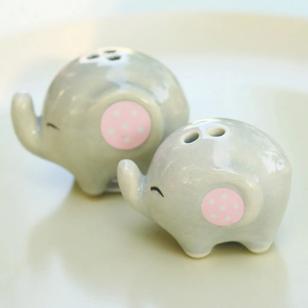 Ceramic Elephant Salt And Pepper Shaker Cartoon Spice Container Wedding Party Favor Tabletop Animal Decoration Spice Jar