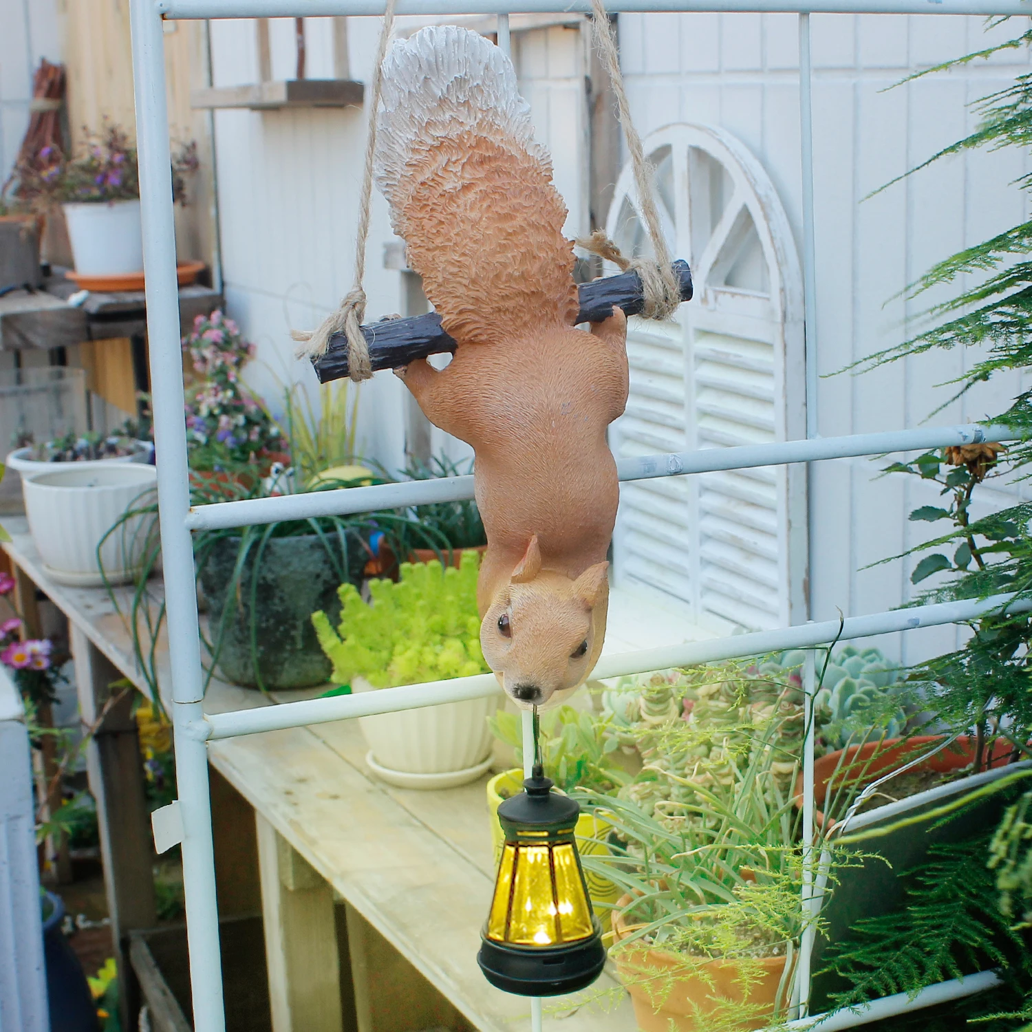 Solar-Garten-Eichhörnchen-Statue, Dekor mit LED-Leuchten, für Zuhause, im Freien, Hof, Rasen, Terrasse, Ornament, Tierfigur, Einweihungsgeschenk – Detail 5