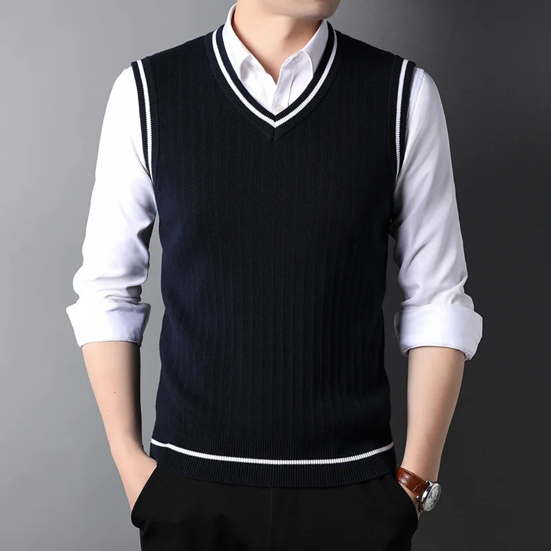 New Arrival: Men's Casual Sleeveless Knit Top Solid Colour V-Neck Contemporary Knit Vest European Sizes: XS-2XL