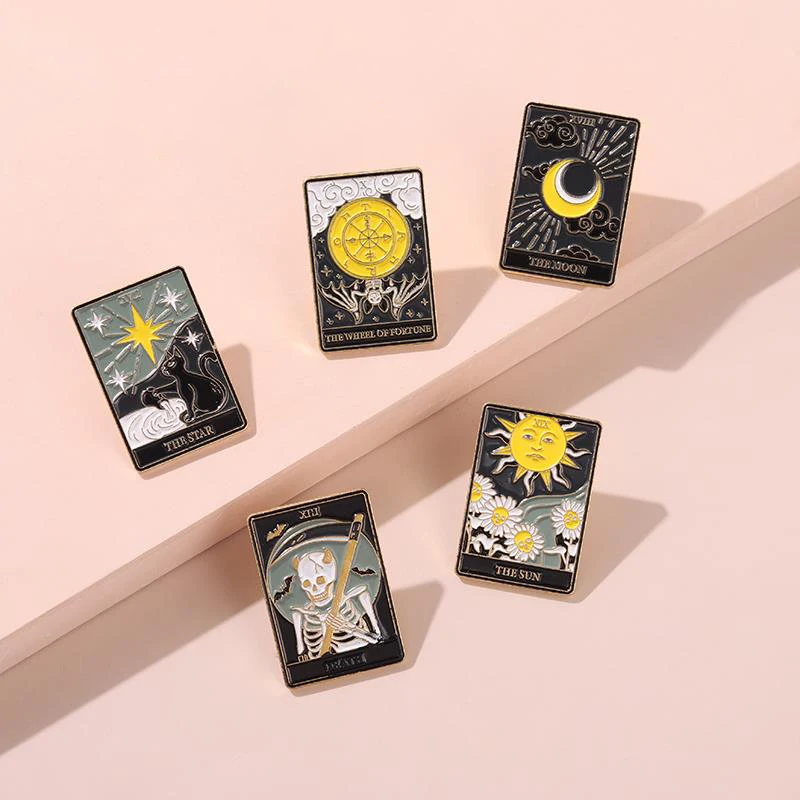 Tarot Enamel Pins Custom Sun Moon Stars Gothic Skeleton Lover Brooches Lapel Badges Bag Punk Dark Witch Jewelry Gift for Kids