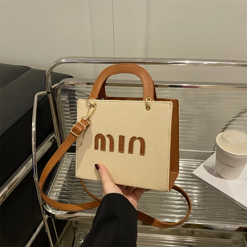 

2025 Summer Chic Shoulder Bag, Fashion Crossbody Purse for Women, Minimalist Day-to-Night Tote, Textured Sling Bag, Casual Top