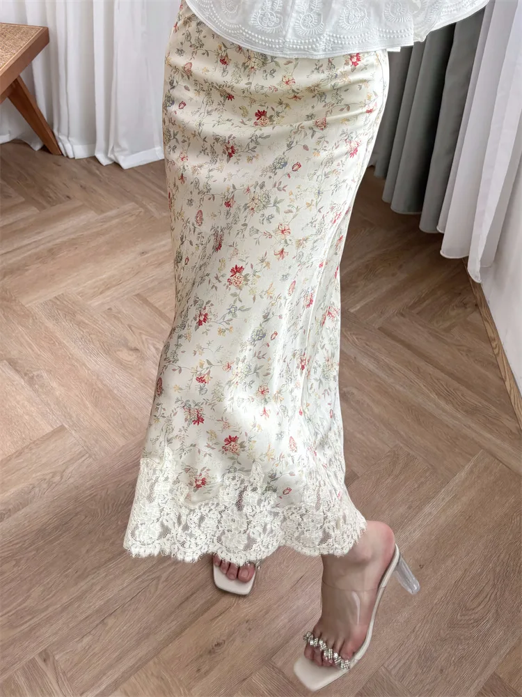 

New 2024 Summer Women Spicy Giral Floral Printed Skirt A-Line Lace Edge Elegant High Street Chic Stunning Fashion Design Trendy