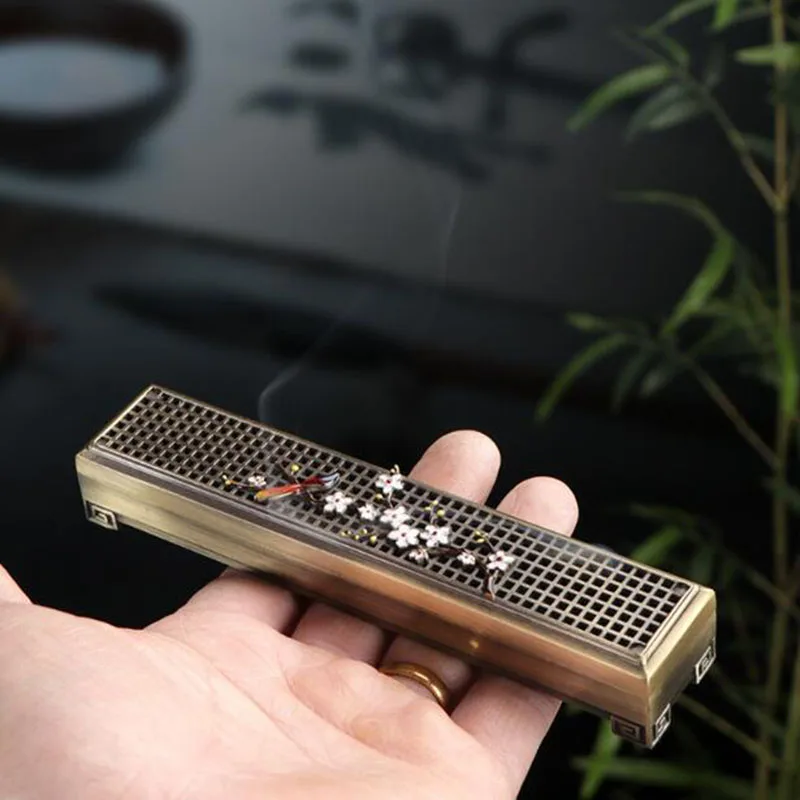 Chinese Style Magpie Plum Blossom Aromatherapy Box Sandalwood Incense Holder Metel Fragrance Censer Decor Indoor Smell Supply