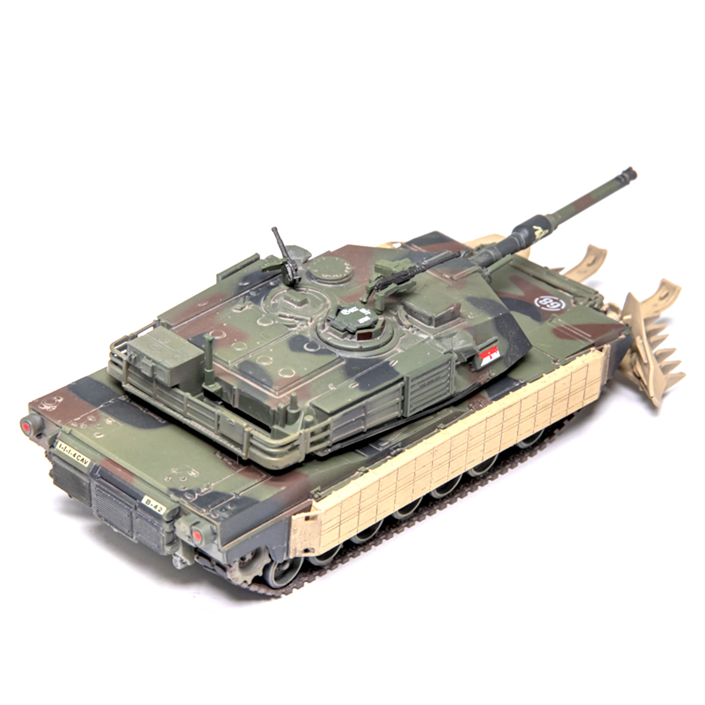 1: 72 DG63123 American M1A1 AIM TUSK main battle tank model (with minesweeper) Finished product collection model