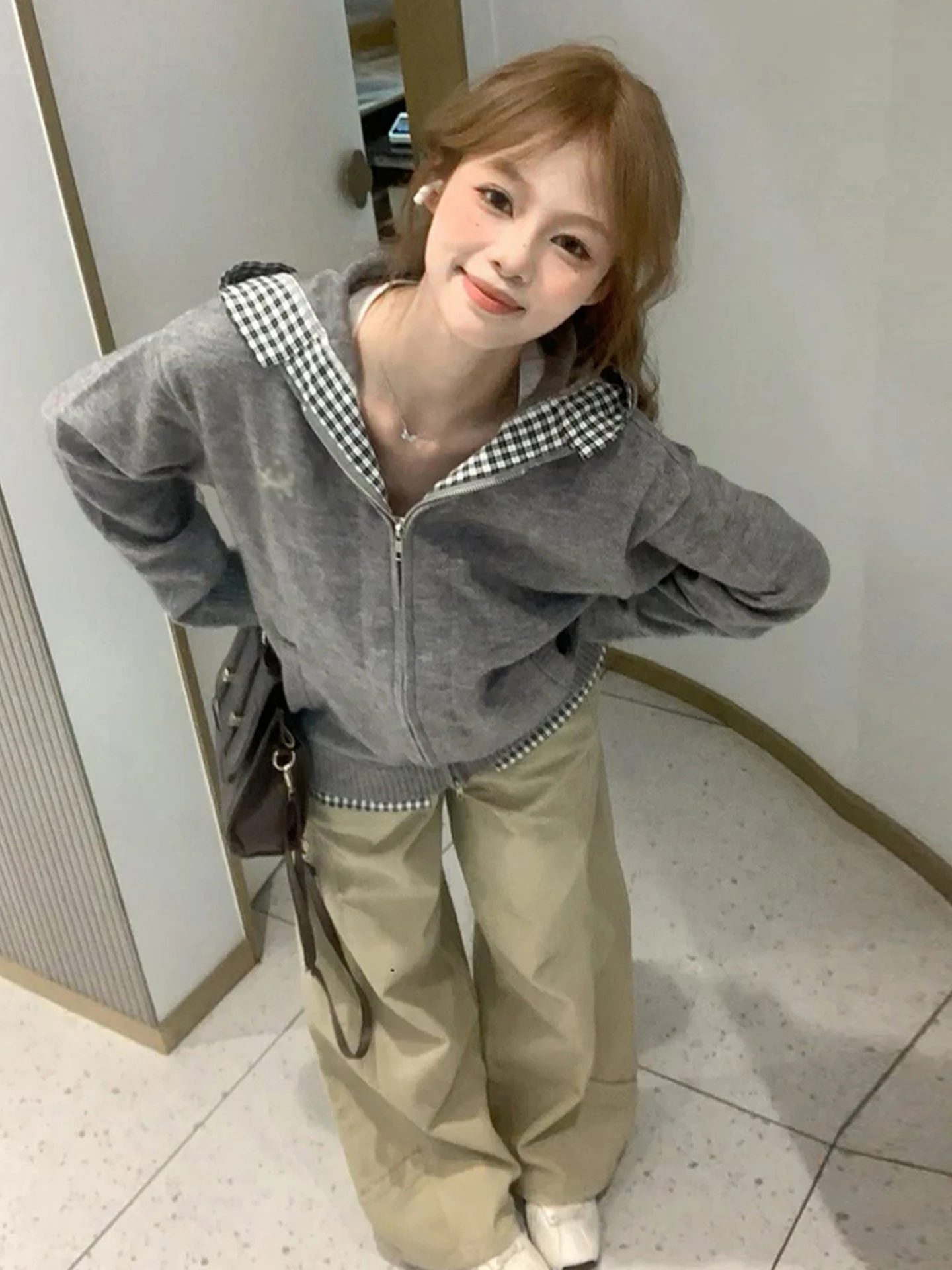 

Korean Sle Lazy Plaid Knitted Hat Jaet Women's Loose Sweater Open Cardigan Top Autumn Winter Design Sense Casual Faion