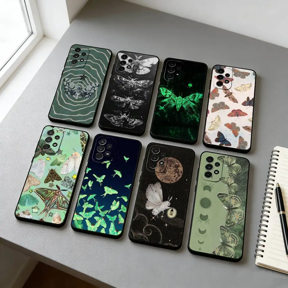 

Vintage Moths Phone Case For Samsung S25,S24,S21,S22,S23,S30,Ultra,S20,Plus,Fe,Soft Silicone Black Cover