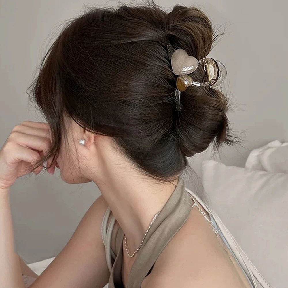 Elegant Cross Hair Claws Jelly Color Resin Heart Shark Clips For Ponytail Holder Women Girls Medium Size Casual Hair Clamp