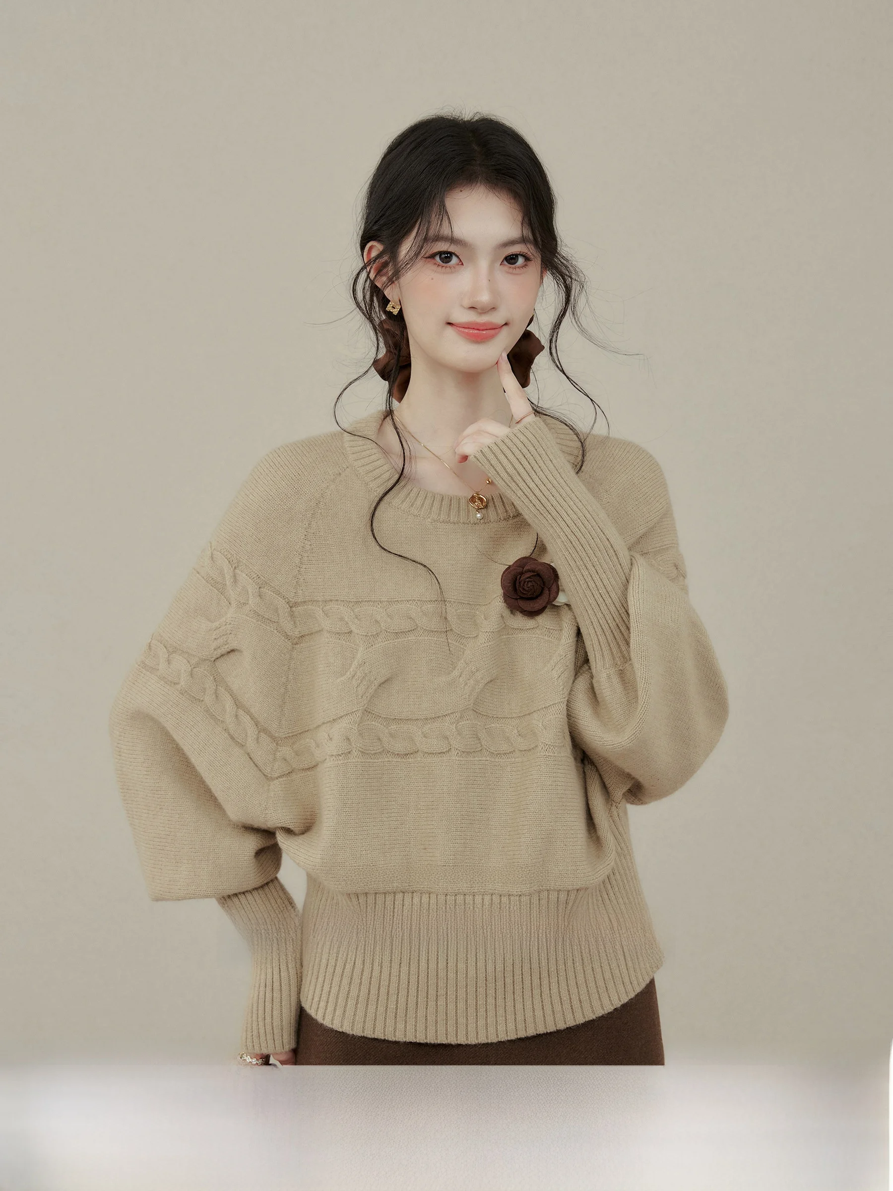 

Caramel Liqueur Knitted Sweater Batwing Sleeve Inner Wear for plus Size Women Autumn Winter Warm Thick Long Sleeve round Neck...