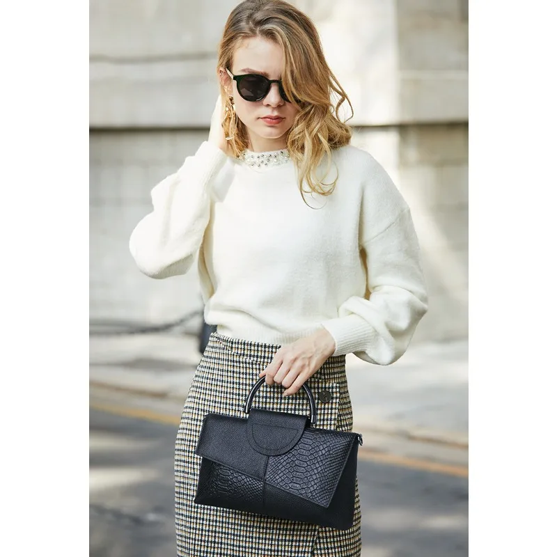 Damska skórzana kopertówka, nowy styl, damska torba listonoszka, modna i elegancka, kopertówka na imprezę, mała torebka damska