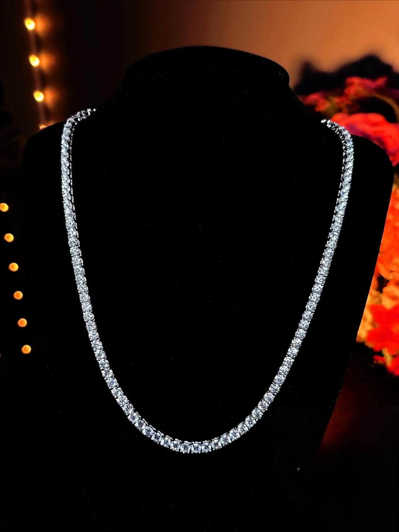Hip-hop Artist Style, Highlighting A Bold and Outstanding Personality, Perfect As A Halloween or Thanksgiving Gift,