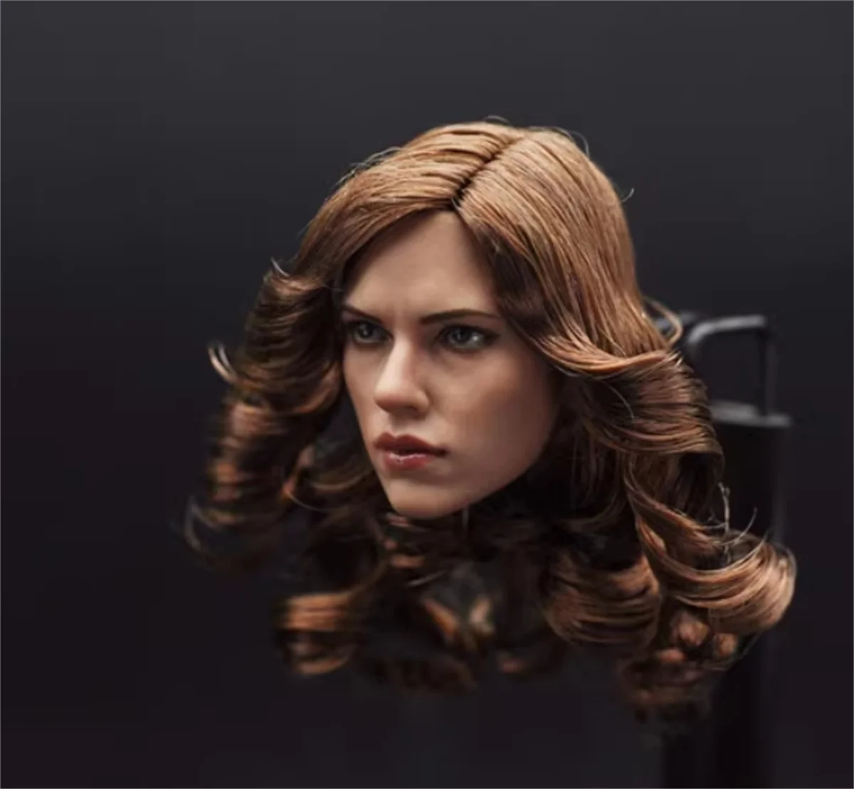 Scarlett Johansson 1/6 Scale Female Head Sculpt Women Head Carving  5.0 Brown  Hair Curls Anime Actor  fit 12'' Action Figure