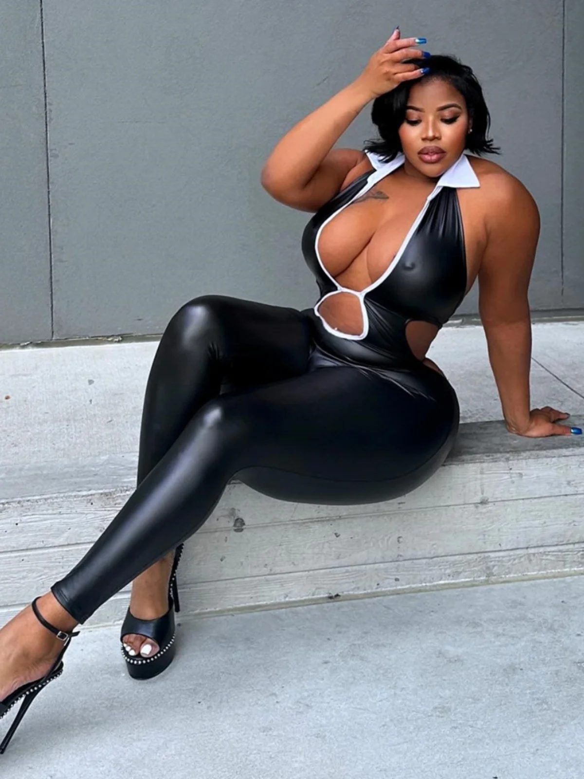 

Sexy Faionable Hollow out Tight irt Collar Belted 53 Jumpsuit Women's Street Sle Low Waist Long Pants Polyester Fiber