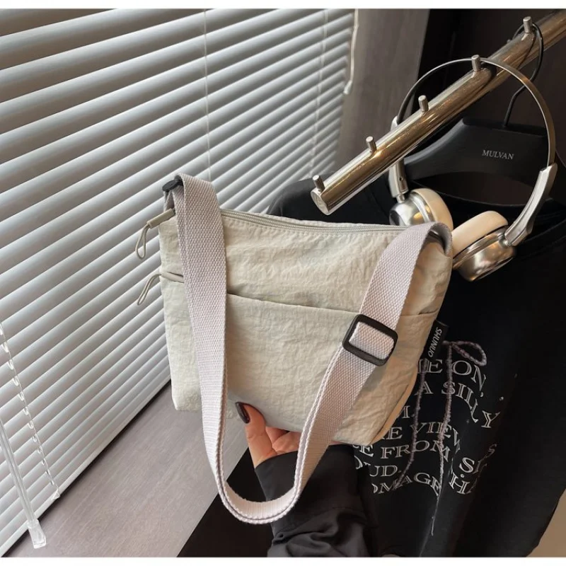 

Luxury Brand Leather Women's Tote Bag Fashionable Popular Classic Elegant Classy Craftwork Vintage Daily Bag​