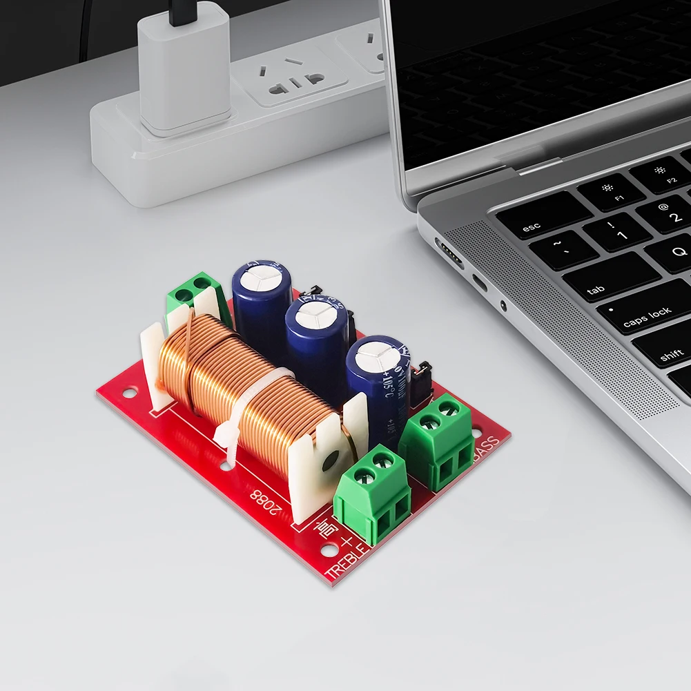 

YLY-2088 2 Way Crossover Filters Module Adjustable HiFi Speaker Modification Upgrade Board Full Range Treble Bass Welding Free