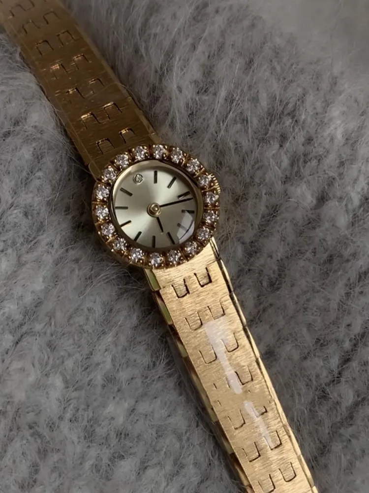 Vintage Women Golden Plated Quartz Watch Elegant Office Ladies Work Fine Jewelry Shiny Diamonds Wristwatch