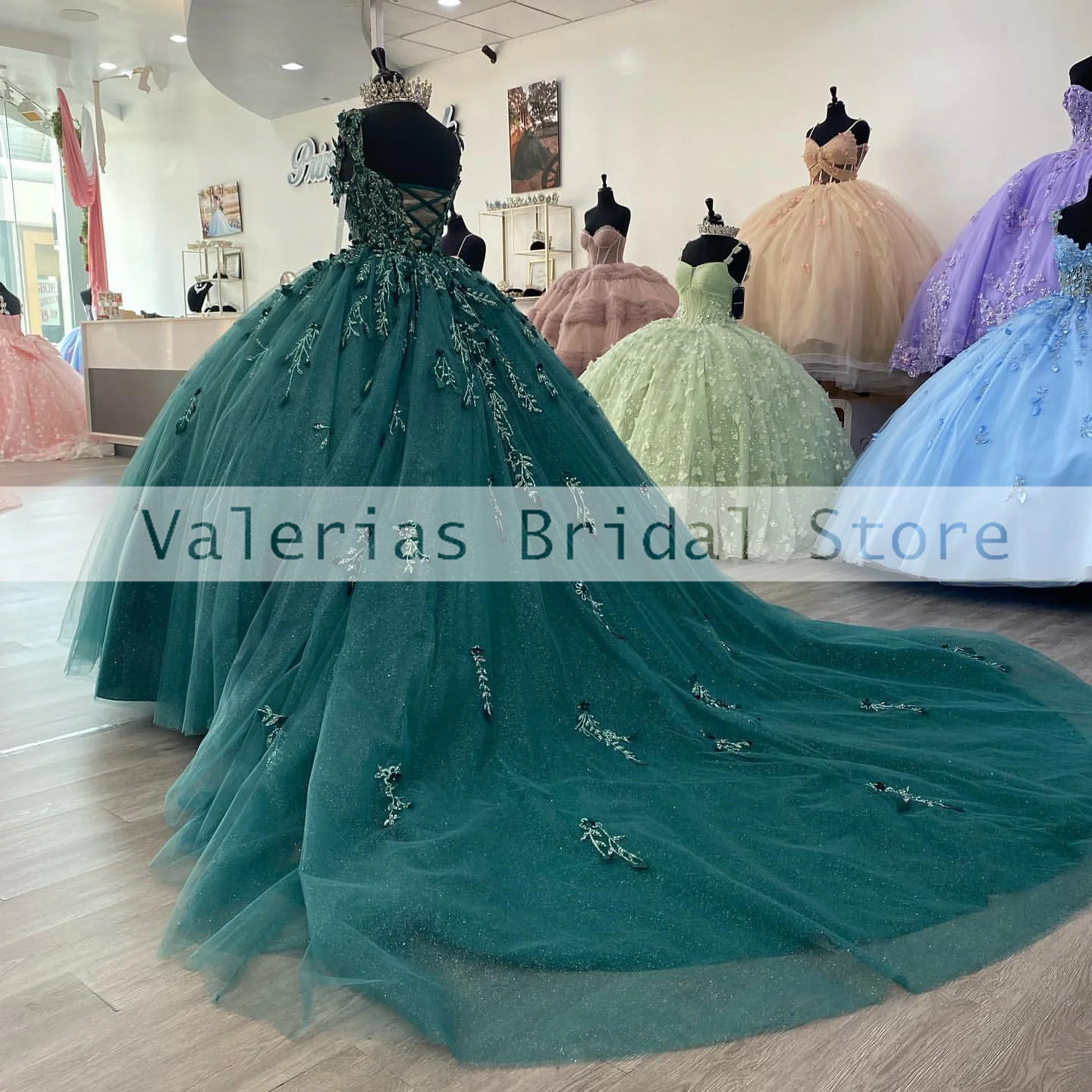 Verde brilhante quinceanera vestido de baile apliques rendas espartilho para doce 16 vestidos de baile vestido de 15 quinceañeras personalizado