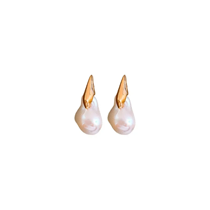 French Baroque Irregular Pearl Drop Earrings for Women Light Luxury Elegant Simple Jewelry