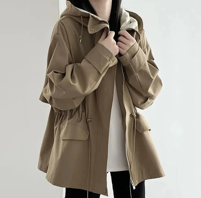 موضة ربيع الخريف للسيدات سترة بقلنسوة جديدة لعام 2025 سترة نسائية كورية فضفاضة بتصميم عتيق سترة واقية معطف نسائي خارجي غير رسمي #1