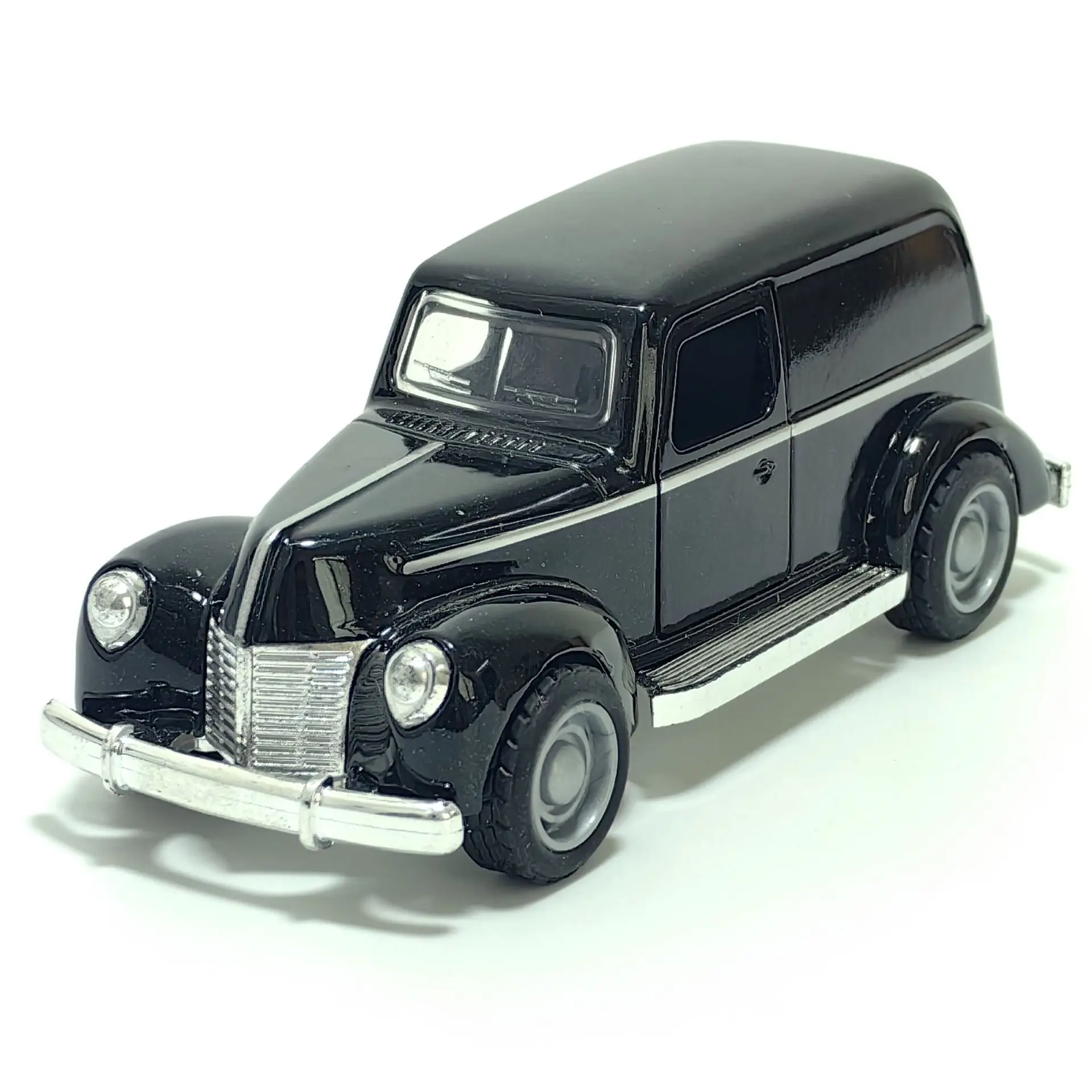 おもちゃの車 1:39 子供用合金玩具 クロスボーダーレーシング オフロード車 クラシックカー ピックアップ ダブルドア プルバックカーモデル