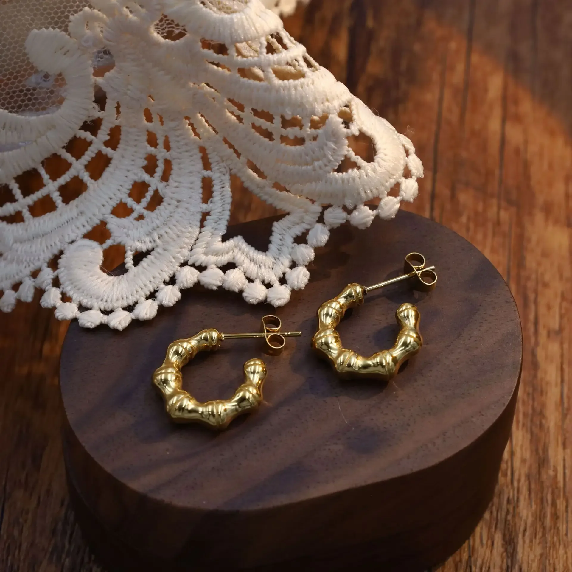 Pendientes de acero inoxidable para mujer, joyería en forma de C, oro k, regalo para el día de la madre, tendencia de alta calidad, barato, nuevo en elección de kpop, 2024