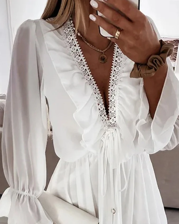 Women's long sleeved casual style 2024 summer new lace trimmed pleated low cut chiffon A-line dress