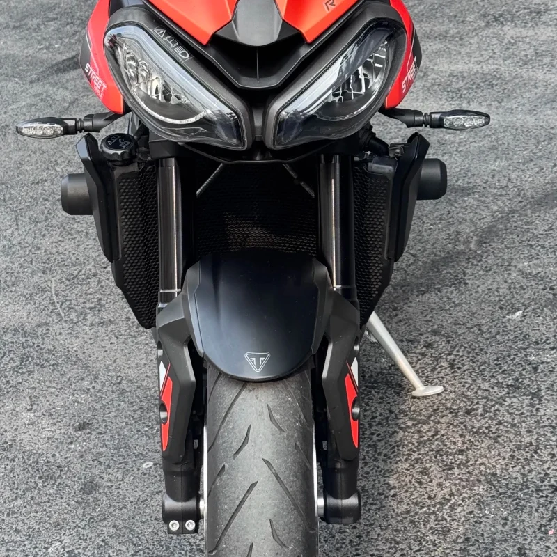 For Triumph Street Triple 765 2023 2024 2025Motorcycle Radiator Grille Guard Cover for Street Triple 765R 765S 765RS Accessories