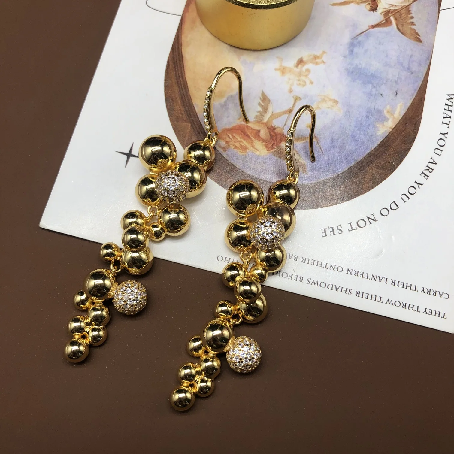 Personalized stud earrings with diamonds  golden ball grape earrings  серьги висячие