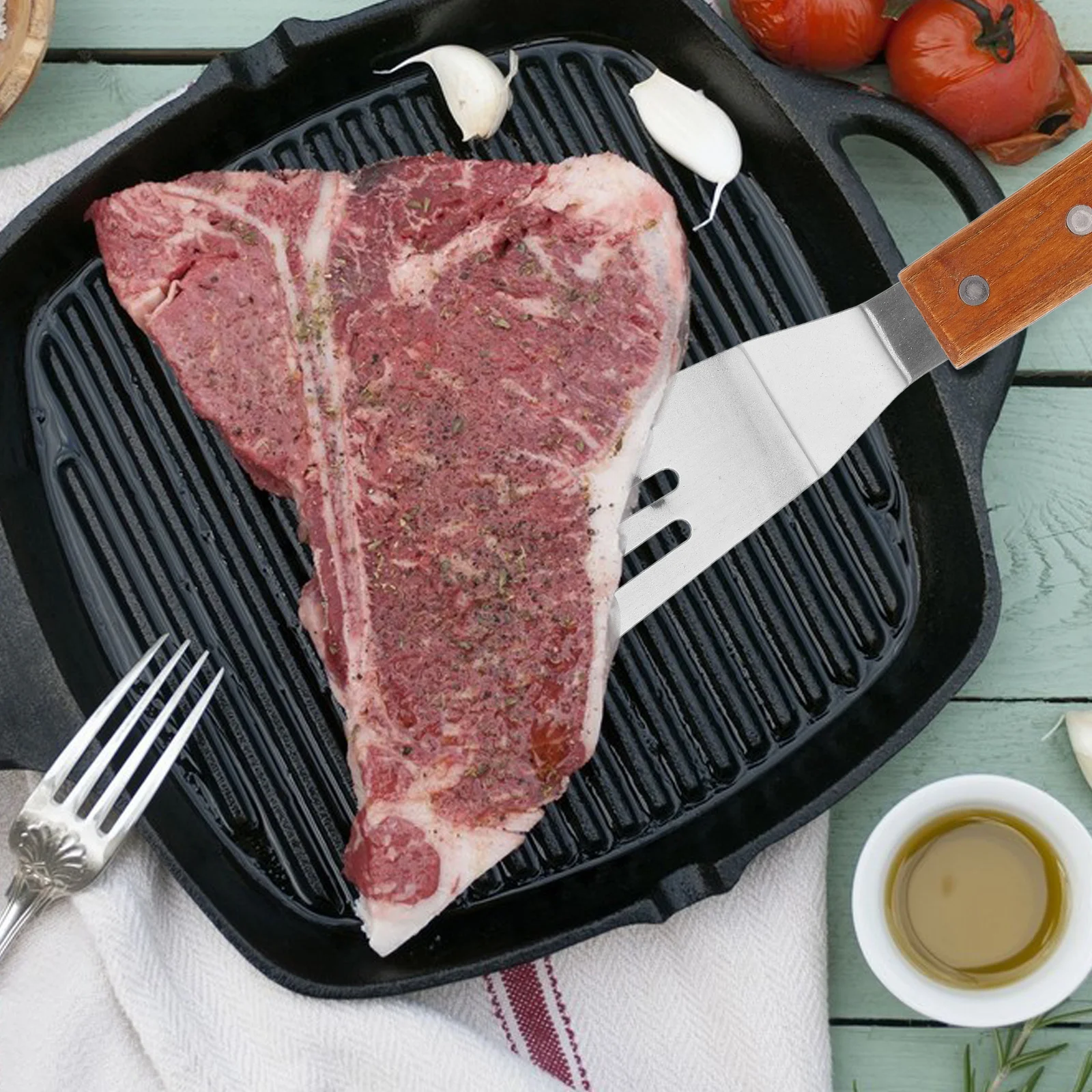 

Wood Handle Stainless Steel Spatula Heat Resistant Ergonomic Non Slip for Grilling Teppanyaki Pan Frying Wide Head Cooking