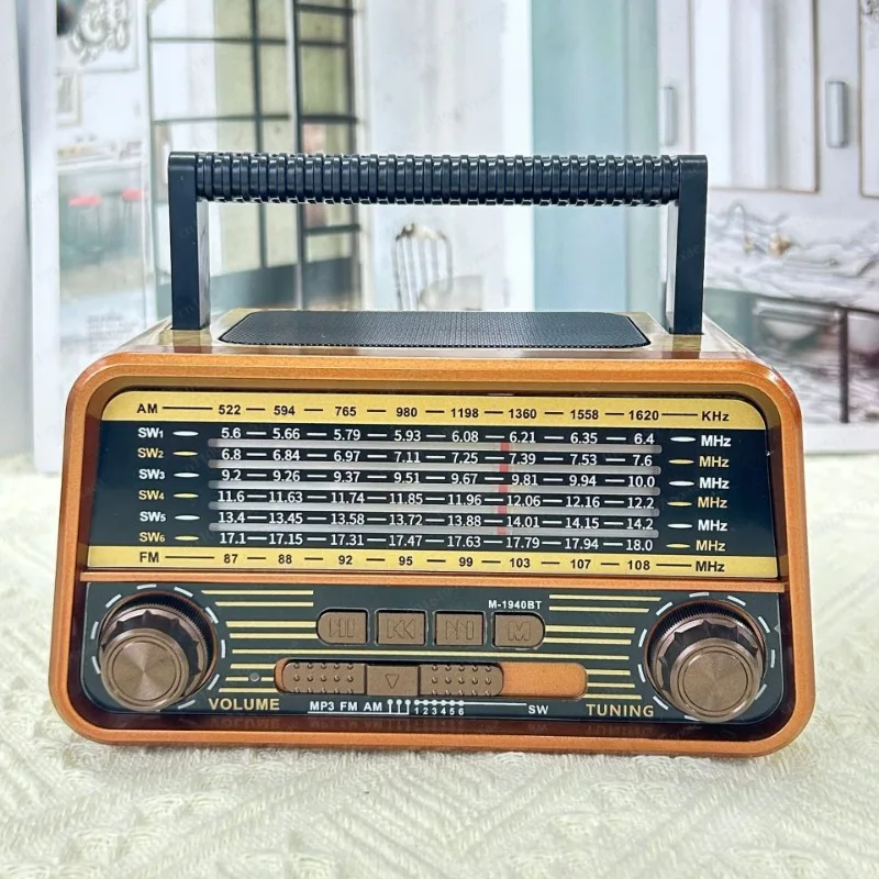 New retro multi-function card Bluetooth speaker, portable multi-band retro wooden radio