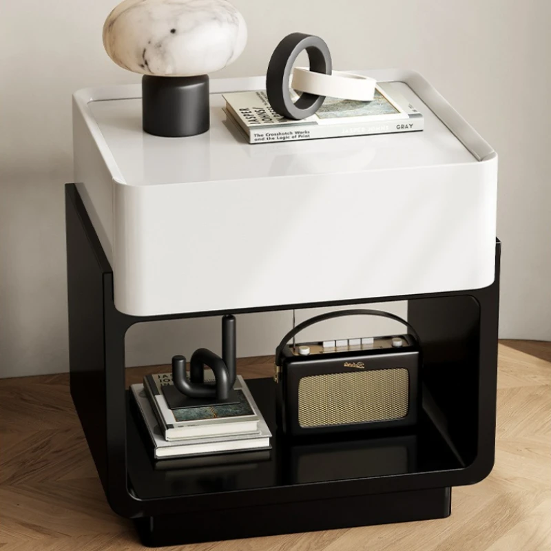 Bedroom Cream-style Nightstands Solid Wood Lacquered Creative Design Nightstands Italian Light Luxury Furniture Nachtkastjes JTN