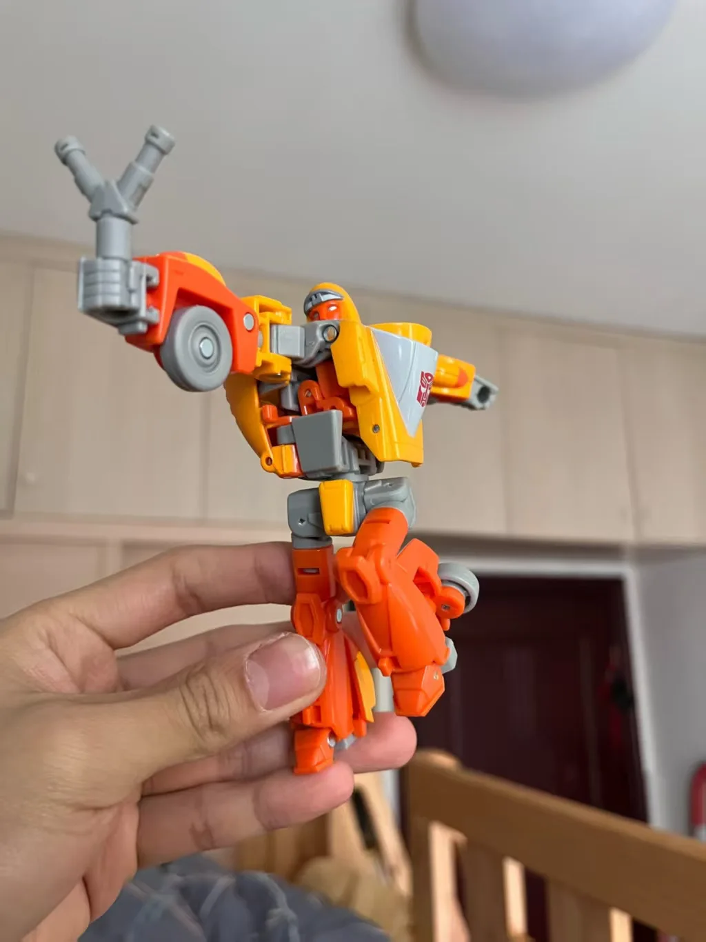 

Autobot Wheelie G1 Studio Mecha Action Figure - Transforming Anime Deformation Robot Collectible Model Toy Gift