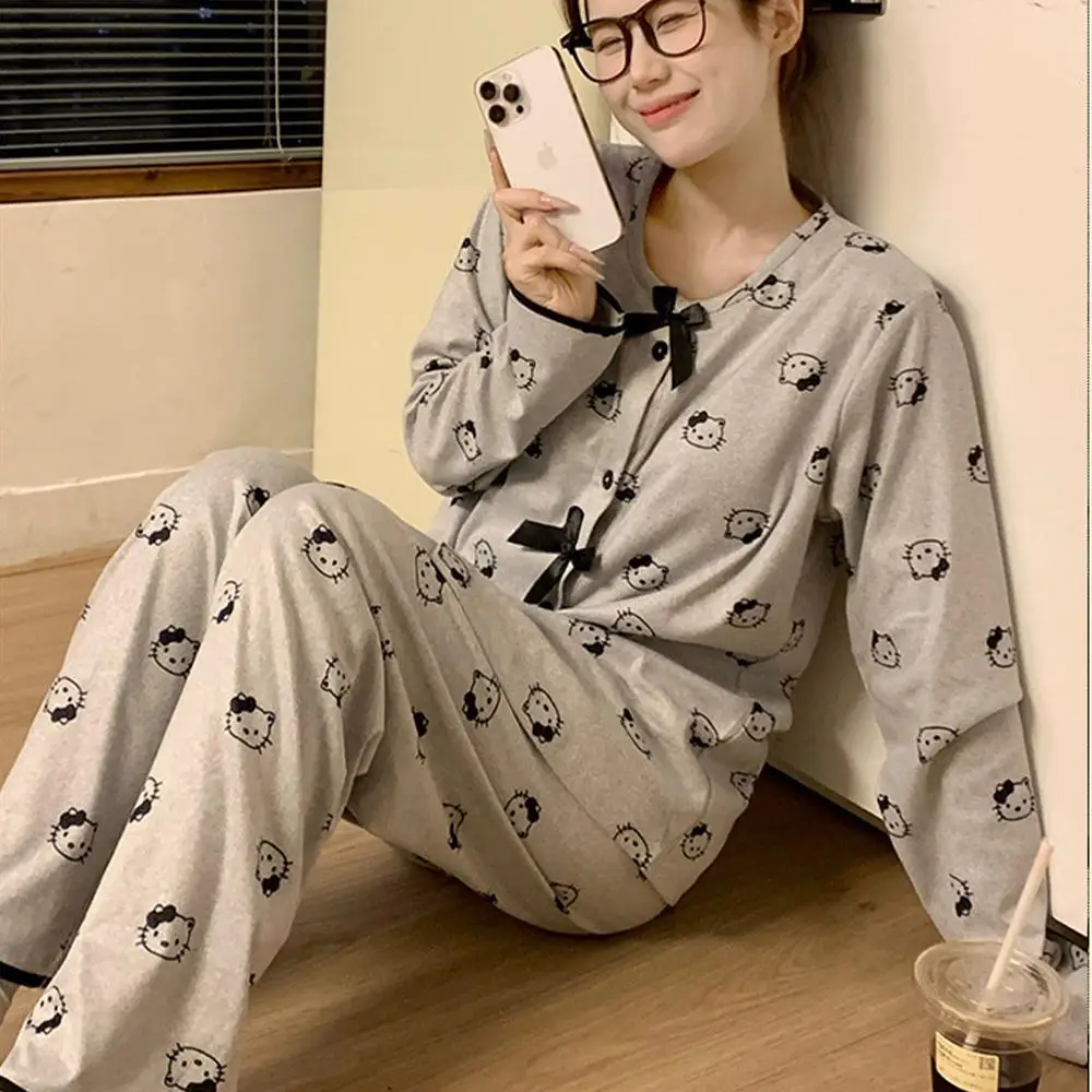 

Комплект из 2 предметов: женская хлопковая пижама с мультяшным принтом Hello Kitty, милый аниме-костюм для осени, с длинными рукавами и брюками, ночная рубашка, домашний комплект для девочек