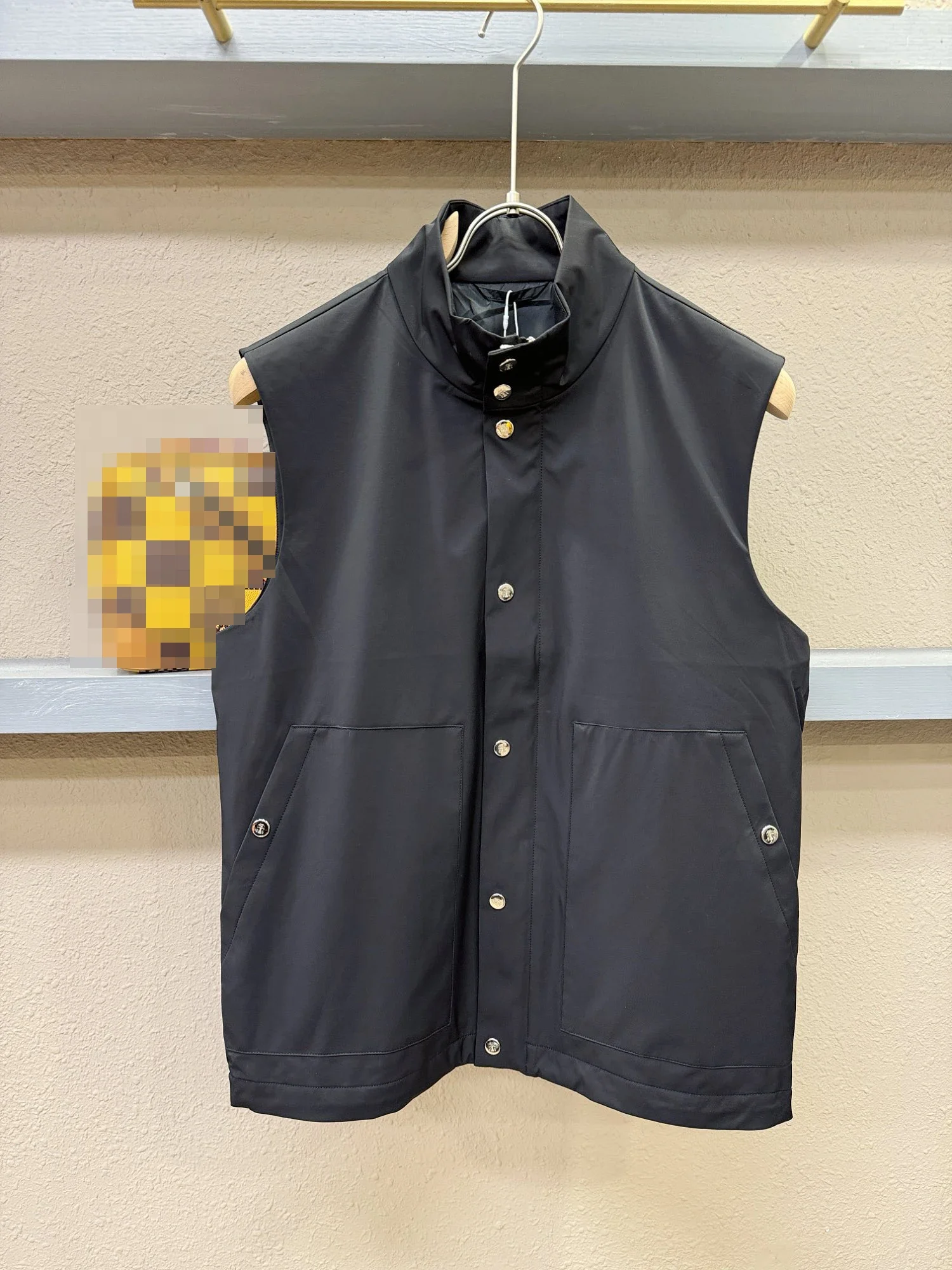 2025 DIKU 2025 Men's Autumn And Winter New Fashion Trend Casual Vest Fashion Item. Size: M-3XL.