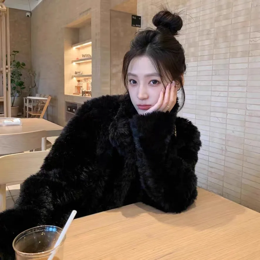 Rich Women's Stylish Thick Lamb Fur Coat Versatile High End Feeling Leather Fur Integrated Long Sleeve Korean Style Commute Wind