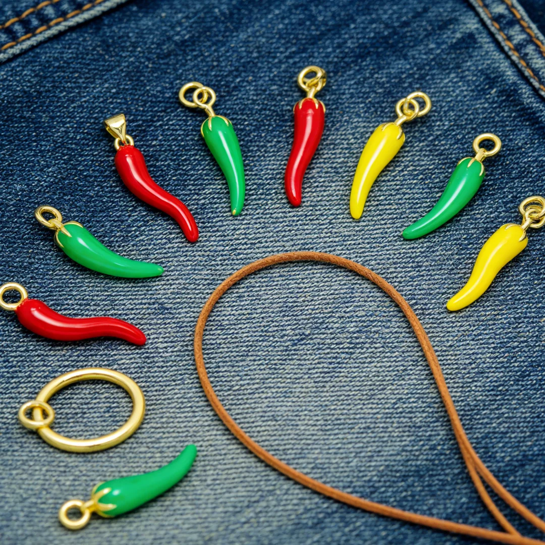 12-pezzi-ciondoli-scintillanti-in-ottone-smaltato-3d-a-forma-di-peperoncino-colorati-e-lucidi-per-creazione-gioielli-fai-da-te-accessori-per-collane-bracciali-e-orecchini