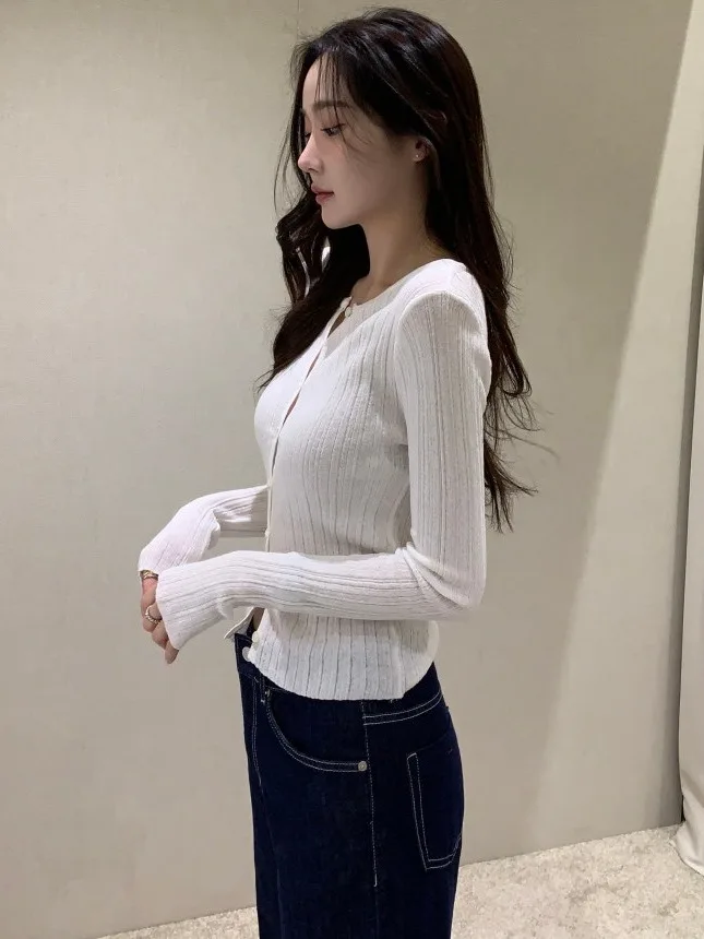 

Длинный вязаный свитер Slim Fit, женский шикарный тонкий дизайн на одной пуговице, летняя мода, полиэфирное волокно 00%