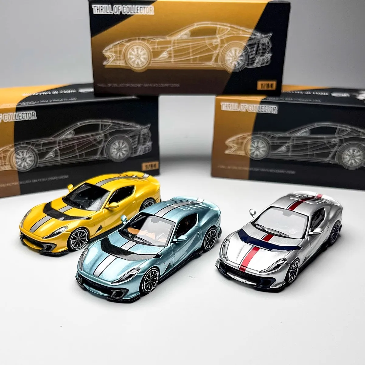 

TOC Fum-ei 1:64 812C Alloy Car Model