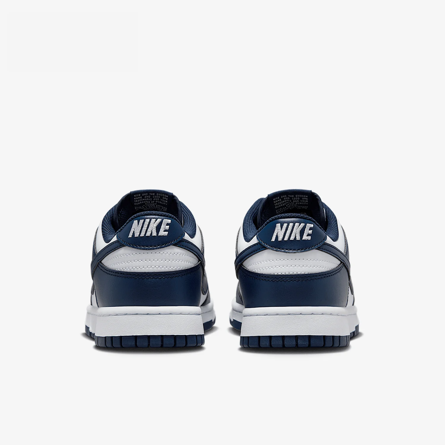حذاء Nike Dunk Low Retro مريح ومتعدد الاستخدامات ونعل رفيع وغير قابل للانزلاق ومتين ومنخفض الارتفاع لكل من الرجال والنساء HF5441-107